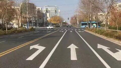 蘇州道路劃線多少錢一米造價？中穎價格合理
