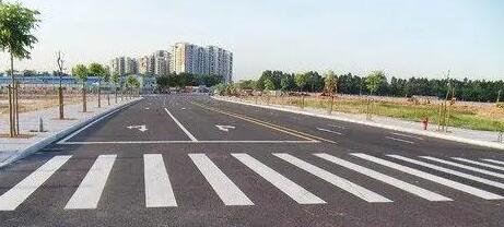 蘇州道路劃線廠家分析，新手開車必看的道路劃線交通標(biāo)識牌