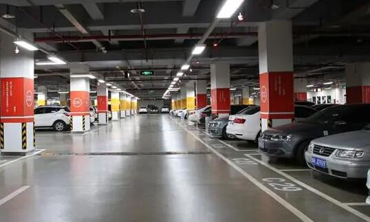 蘇州停車位劃線單位解析，環(huán)氧地坪漆亞光和亮光不同之處，哪種更好？