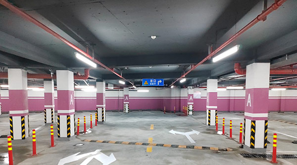 江蘇中穎某小區(qū)車庫劃線項目順利驗收。