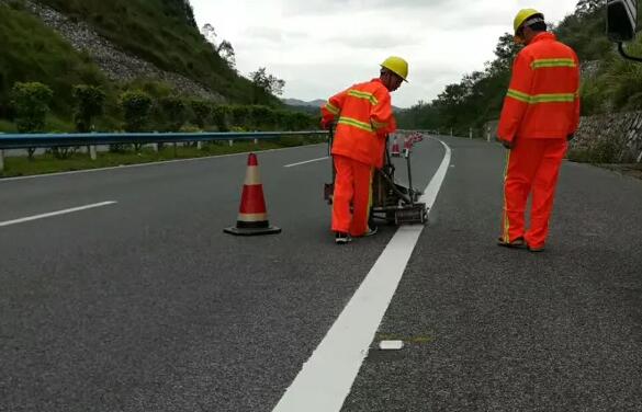 蘇州道路劃線公司施工水平要達(dá)到哪種標(biāo)準(zhǔn)？