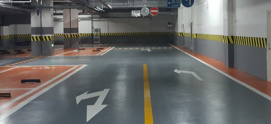 找江蘇中穎，專業(yè)車庫劃線施工隊，打造精致有序的停車場