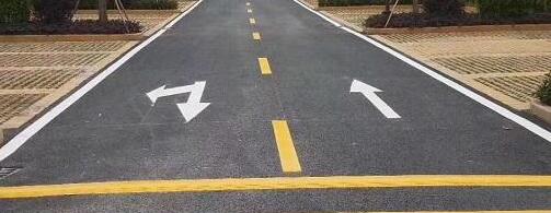 企業(yè)廠區(qū)道路劃線首選——江蘇中穎，專業(yè)、優(yōu)質(zhì)，讓安全出行無憂