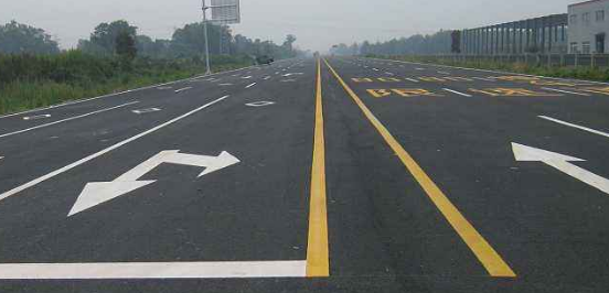 選擇江蘇中穎，為常州道路劃線提供優(yōu)質(zhì)解決方案