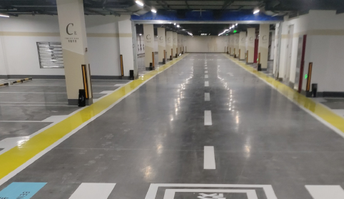 無(wú)錫車庫(kù)車位劃線施工？ 江蘇中穎口碑好