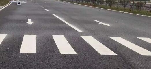 合肥廠區(qū)路面劃線成本揭秘，合肥市場的價格范圍與選擇建議